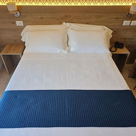 Hotel Pacific Рим Екстериор снимка